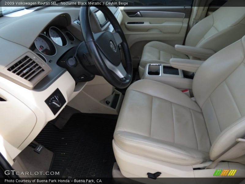 Nocturne Black Metallic / Ceylon Beige 2009 Volkswagen Routan SEL