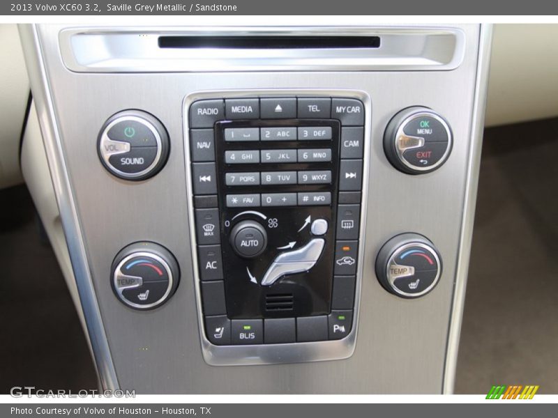 Saville Grey Metallic / Sandstone 2013 Volvo XC60 3.2
