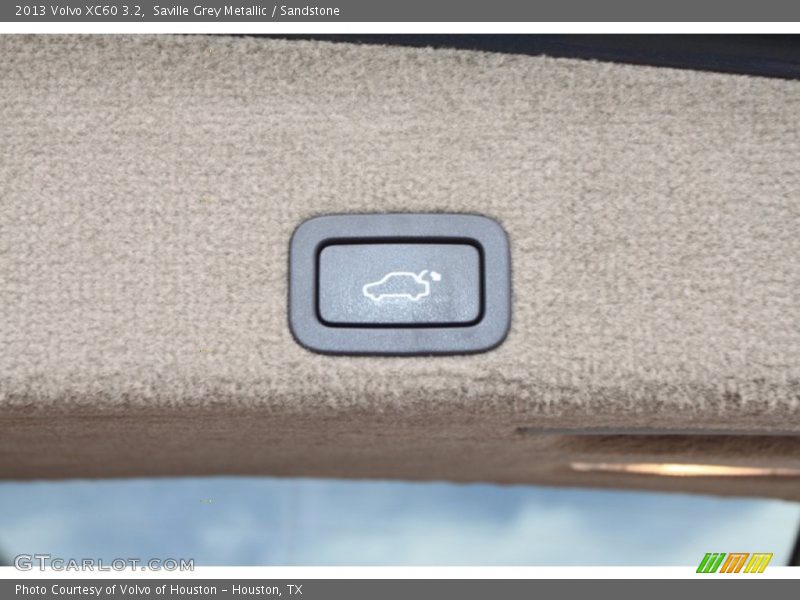 Saville Grey Metallic / Sandstone 2013 Volvo XC60 3.2
