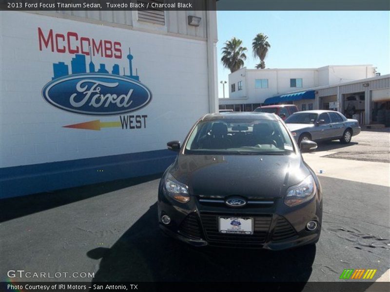 Tuxedo Black / Charcoal Black 2013 Ford Focus Titanium Sedan