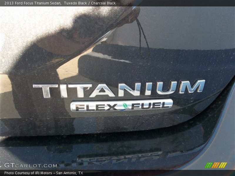 Tuxedo Black / Charcoal Black 2013 Ford Focus Titanium Sedan