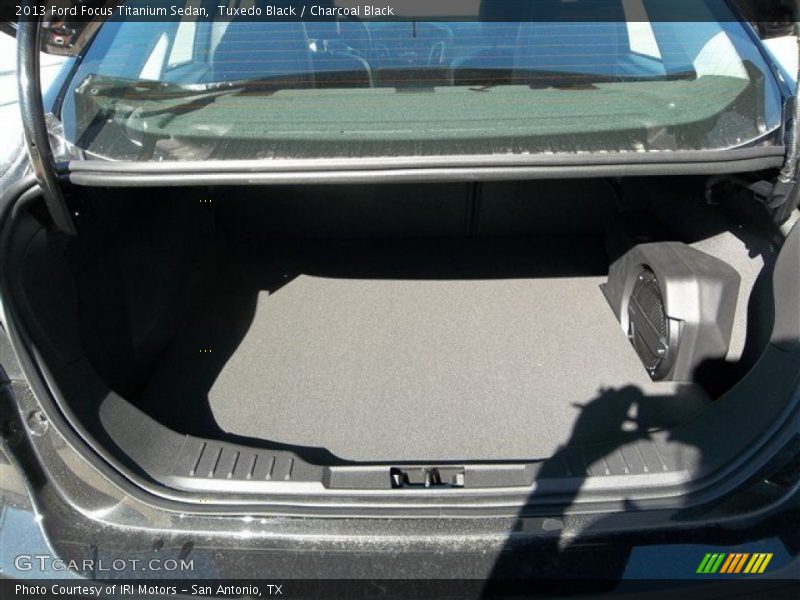 Tuxedo Black / Charcoal Black 2013 Ford Focus Titanium Sedan