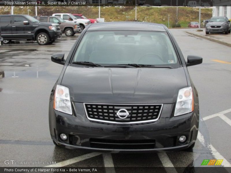 Super Black / Charcoal 2009 Nissan Sentra 2.0