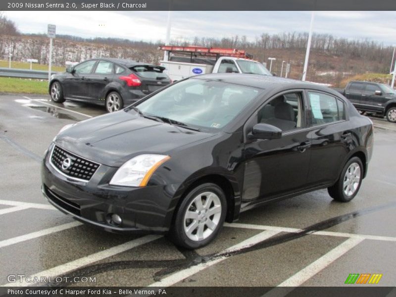 Super Black / Charcoal 2009 Nissan Sentra 2.0