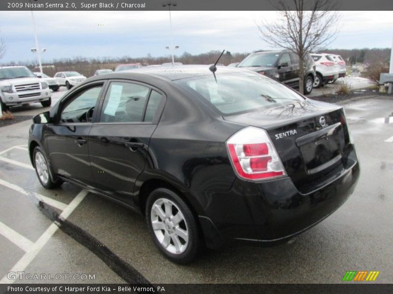 Super Black / Charcoal 2009 Nissan Sentra 2.0