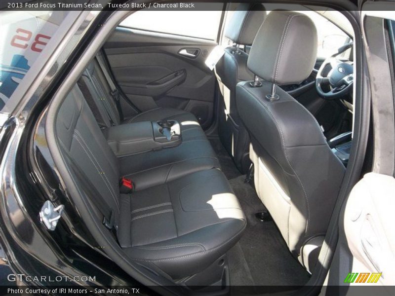 Tuxedo Black / Charcoal Black 2013 Ford Focus Titanium Sedan