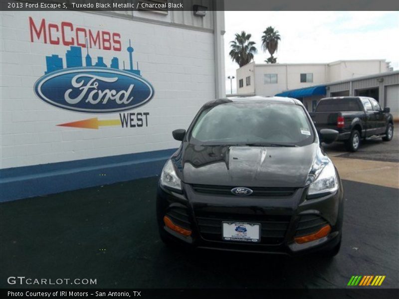 Tuxedo Black Metallic / Charcoal Black 2013 Ford Escape S