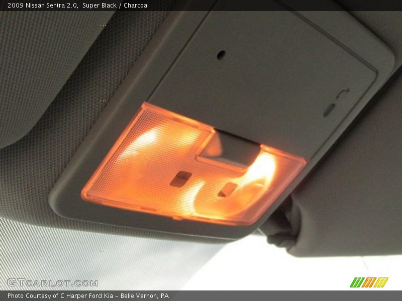Super Black / Charcoal 2009 Nissan Sentra 2.0