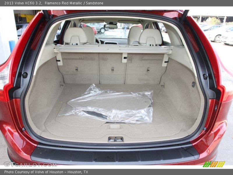 Flamenco Red Metallic / Sandstone 2013 Volvo XC60 3.2