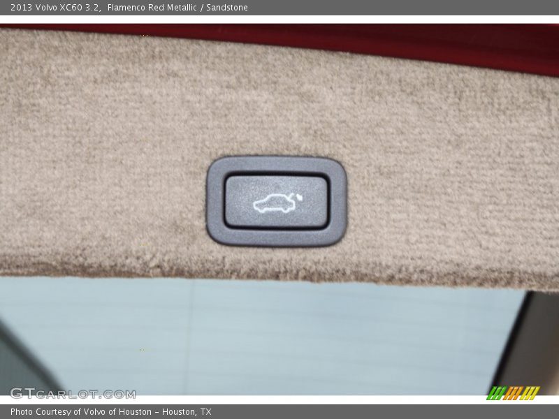 Flamenco Red Metallic / Sandstone 2013 Volvo XC60 3.2