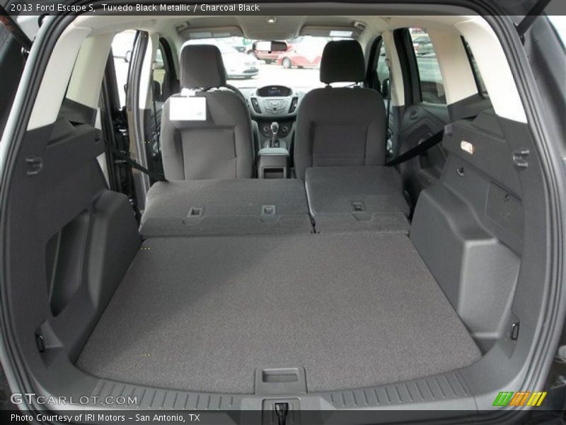 Tuxedo Black Metallic / Charcoal Black 2013 Ford Escape S