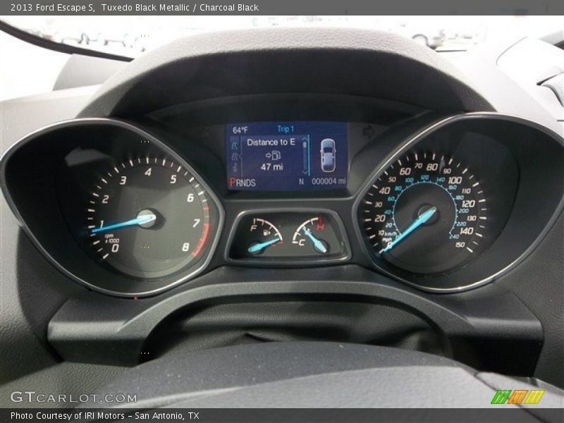 Tuxedo Black Metallic / Charcoal Black 2013 Ford Escape S
