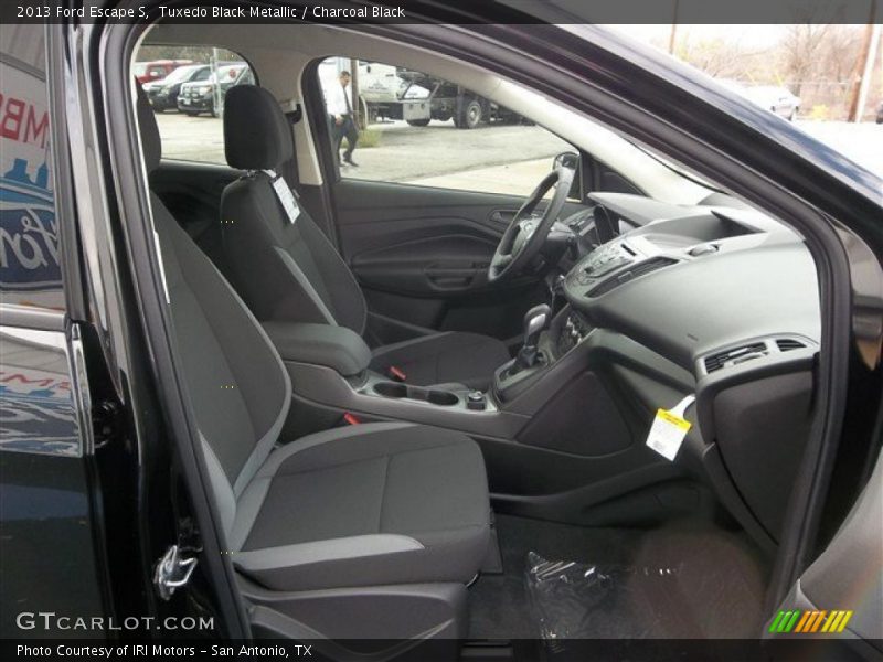Tuxedo Black Metallic / Charcoal Black 2013 Ford Escape S
