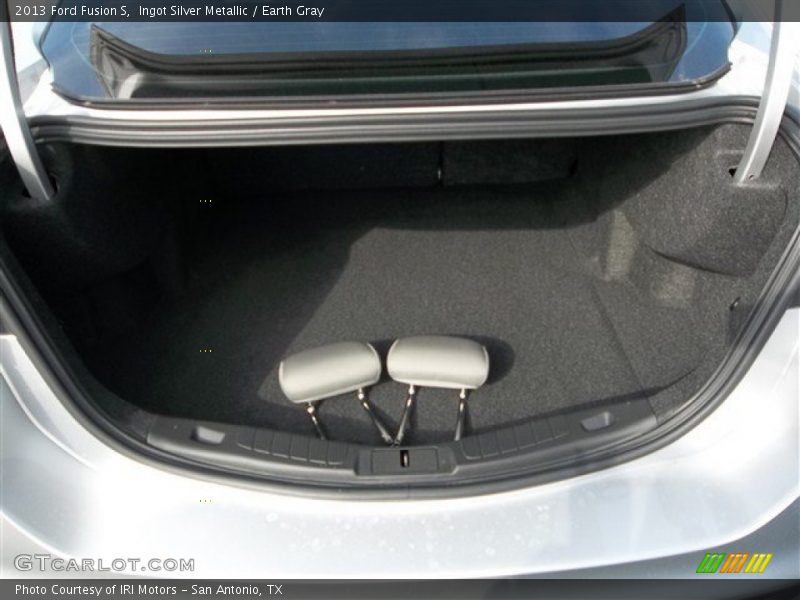 Ingot Silver Metallic / Earth Gray 2013 Ford Fusion S