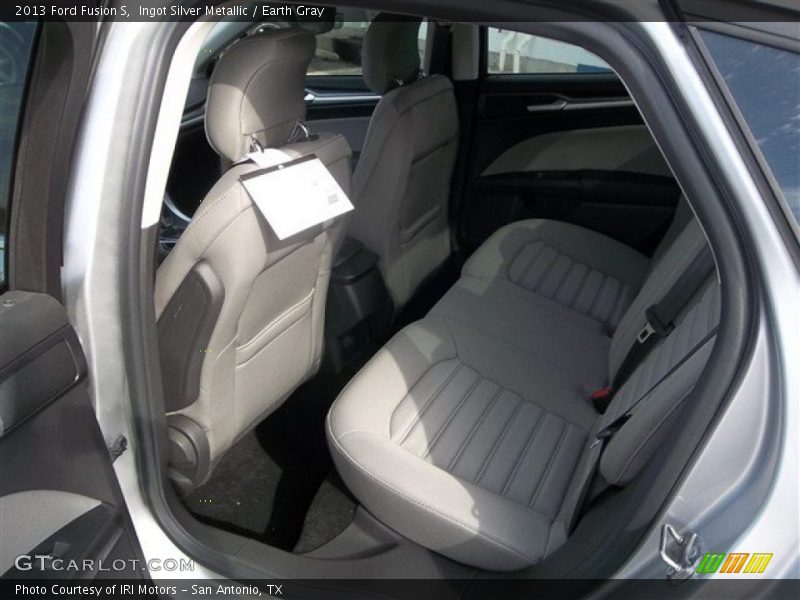 Ingot Silver Metallic / Earth Gray 2013 Ford Fusion S