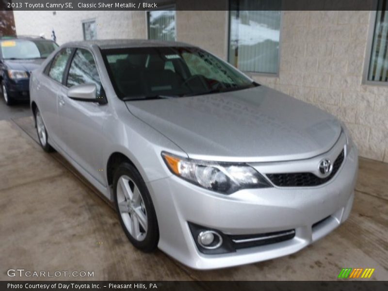 Classic Silver Metallic / Black 2013 Toyota Camry SE