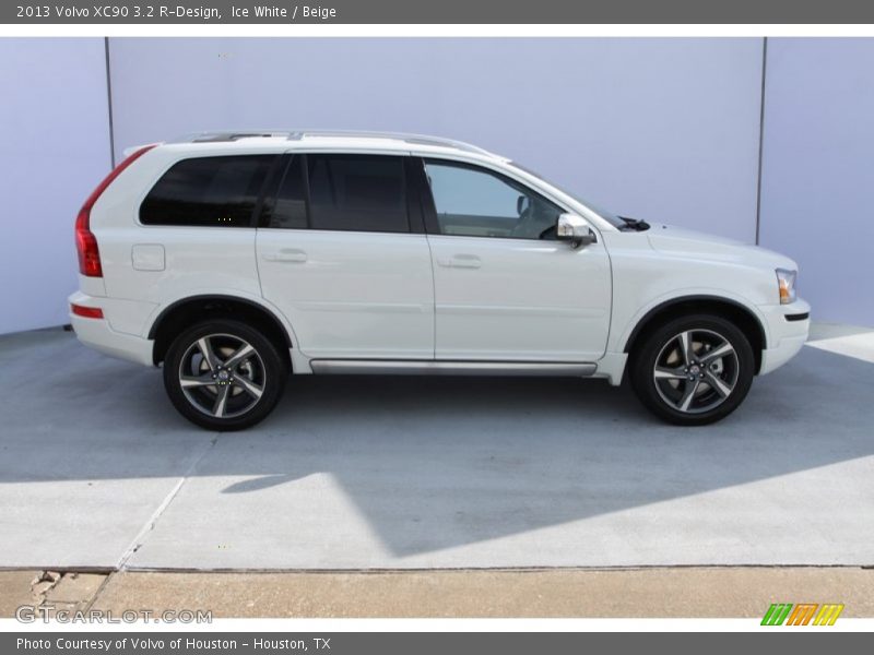 Ice White / Beige 2013 Volvo XC90 3.2 R-Design