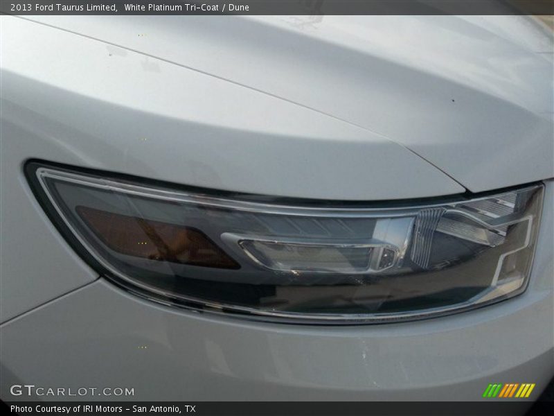 White Platinum Tri-Coat / Dune 2013 Ford Taurus Limited