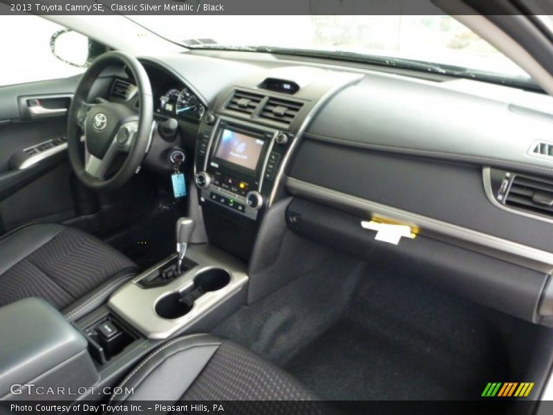 Classic Silver Metallic / Black 2013 Toyota Camry SE