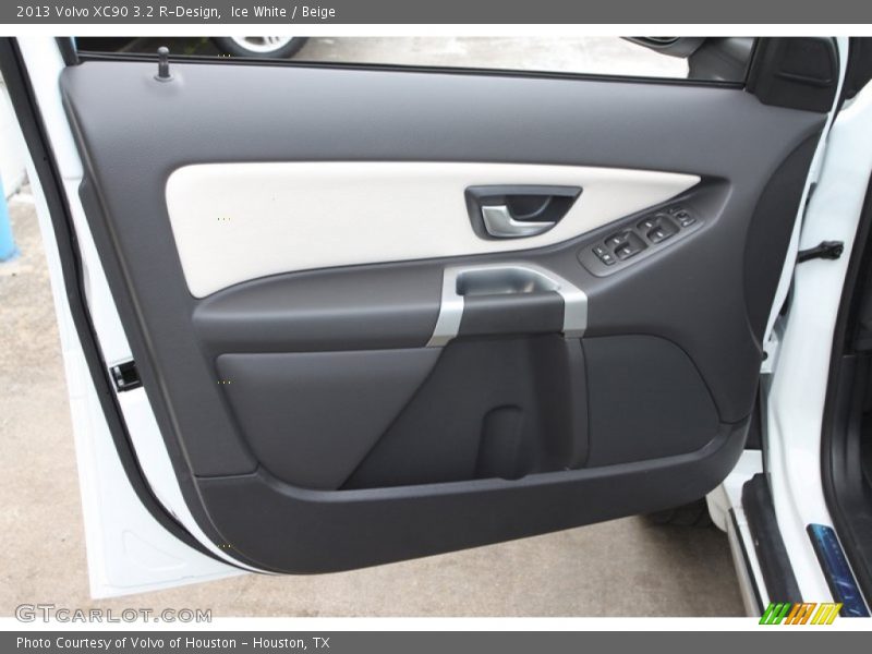 Door Panel of 2013 XC90 3.2 R-Design