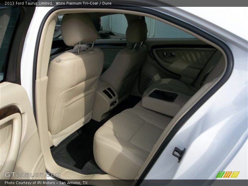 White Platinum Tri-Coat / Dune 2013 Ford Taurus Limited