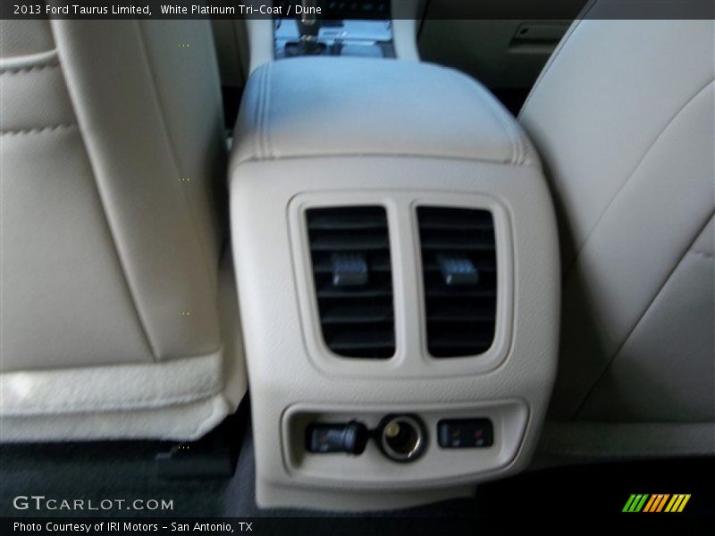 White Platinum Tri-Coat / Dune 2013 Ford Taurus Limited