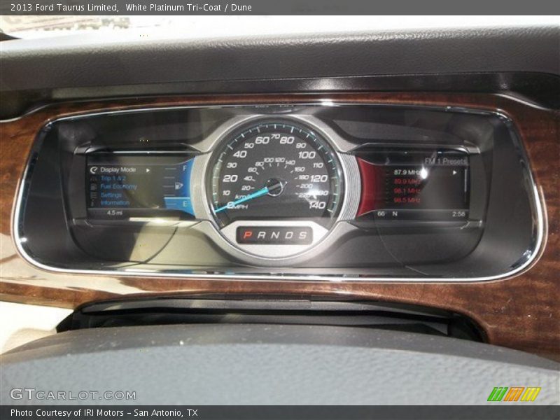 White Platinum Tri-Coat / Dune 2013 Ford Taurus Limited