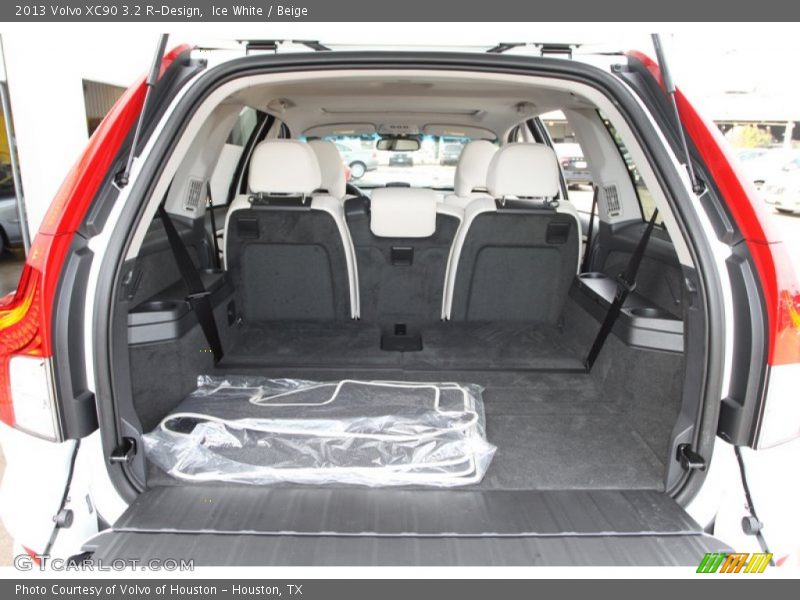  2013 XC90 3.2 R-Design Trunk