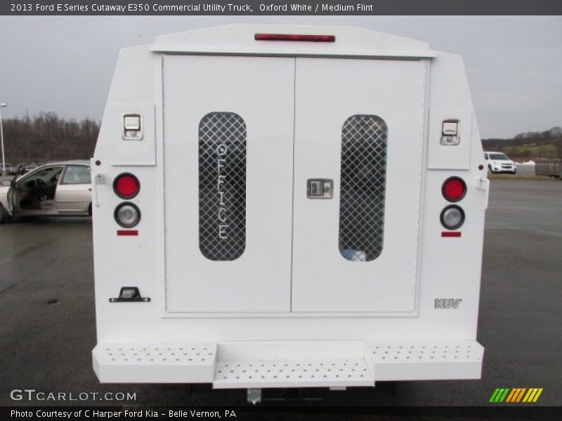 Oxford White / Medium Flint 2013 Ford E Series Cutaway E350 Commercial Utility Truck