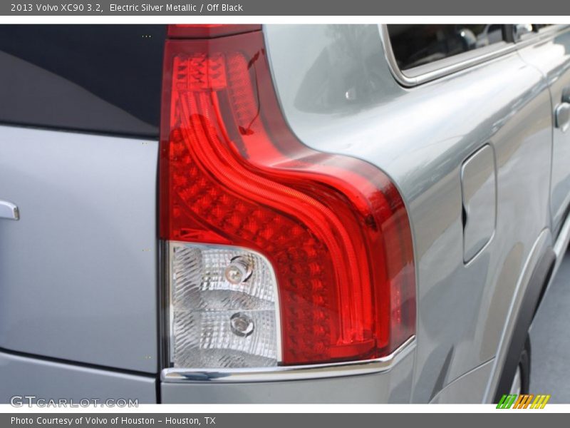 Electric Silver Metallic / Off Black 2013 Volvo XC90 3.2