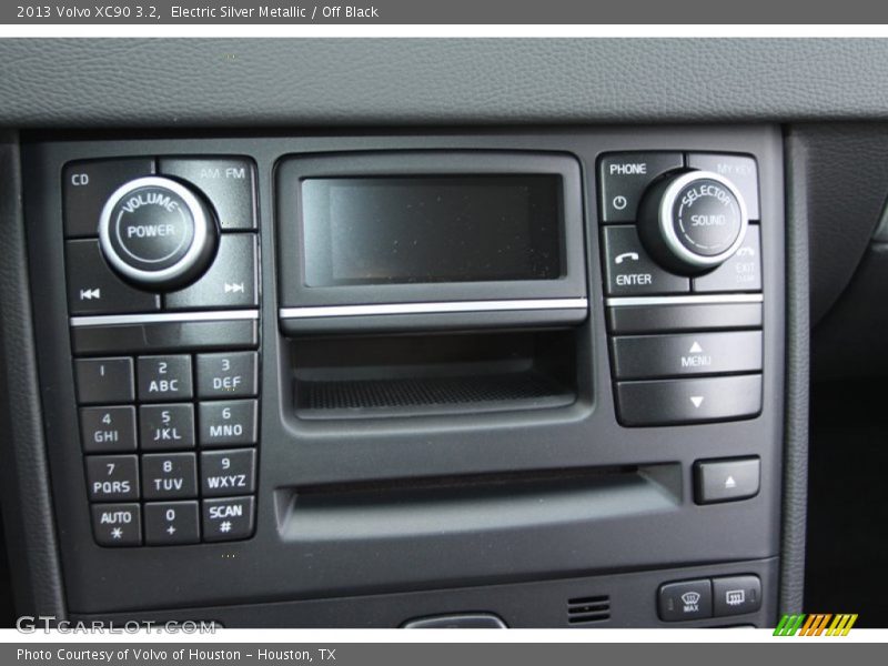 Electric Silver Metallic / Off Black 2013 Volvo XC90 3.2