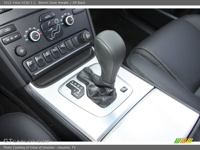 Electric Silver Metallic / Off Black 2013 Volvo XC90 3.2