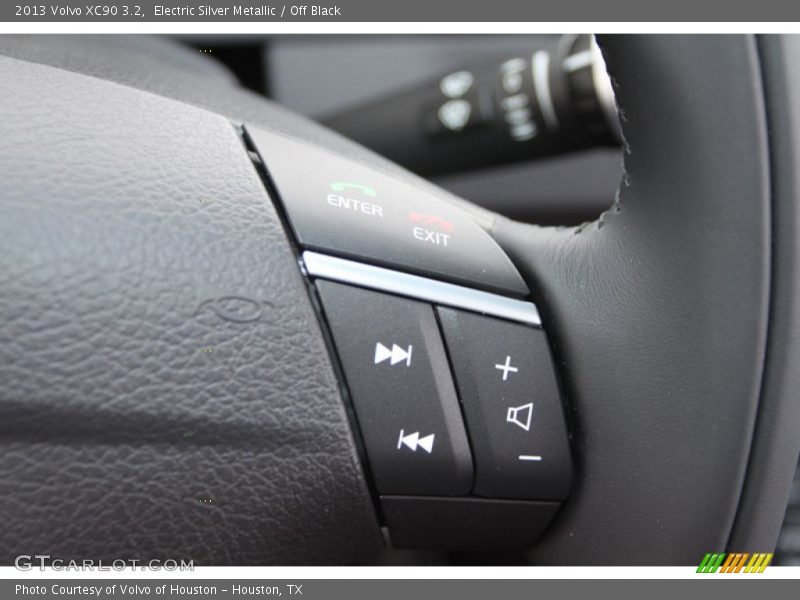 Electric Silver Metallic / Off Black 2013 Volvo XC90 3.2