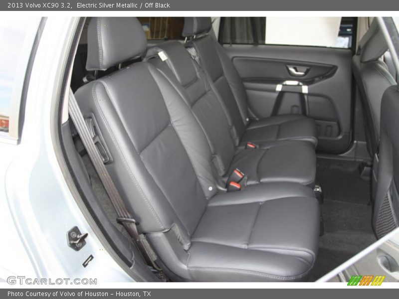 Electric Silver Metallic / Off Black 2013 Volvo XC90 3.2