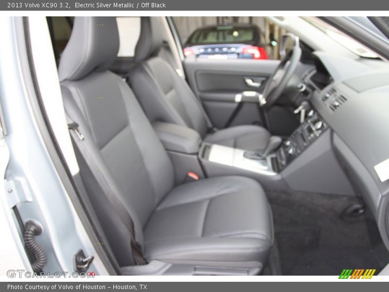 Electric Silver Metallic / Off Black 2013 Volvo XC90 3.2