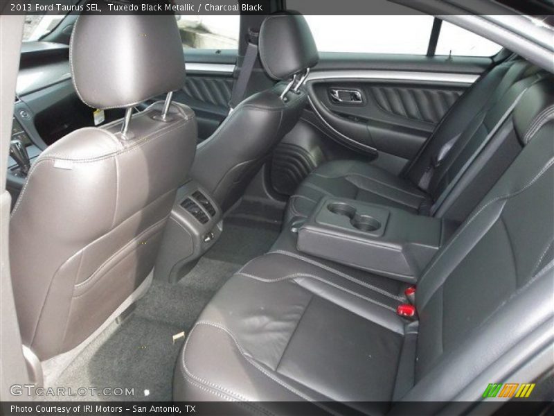 Tuxedo Black Metallic / Charcoal Black 2013 Ford Taurus SEL