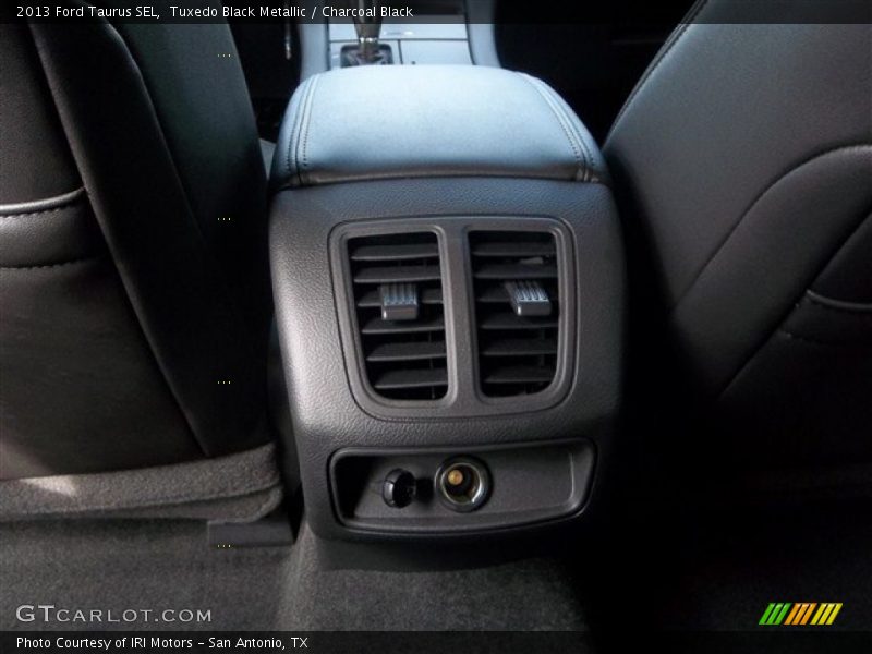 Tuxedo Black Metallic / Charcoal Black 2013 Ford Taurus SEL