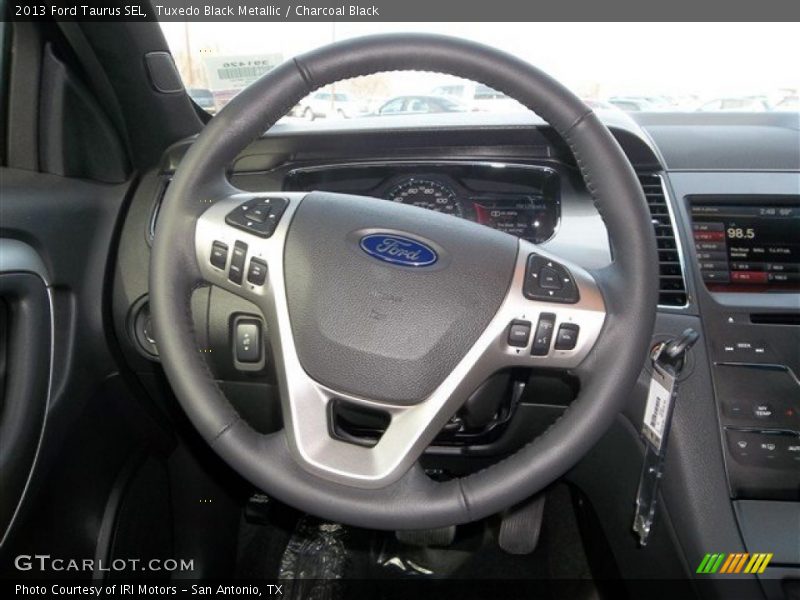 Tuxedo Black Metallic / Charcoal Black 2013 Ford Taurus SEL