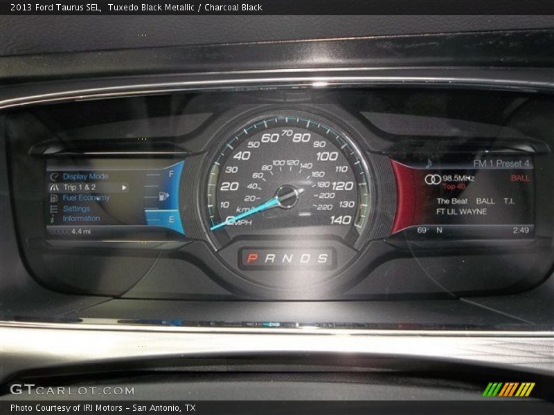 Tuxedo Black Metallic / Charcoal Black 2013 Ford Taurus SEL