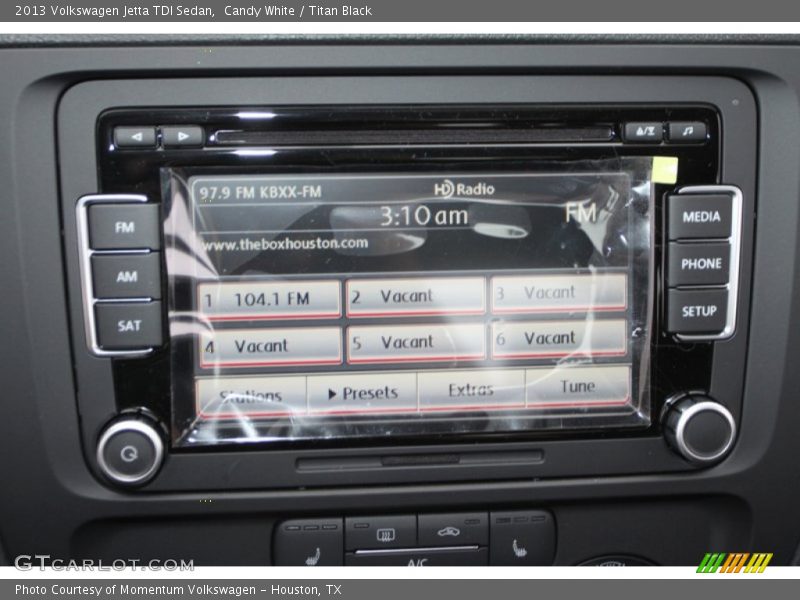 Candy White / Titan Black 2013 Volkswagen Jetta TDI Sedan