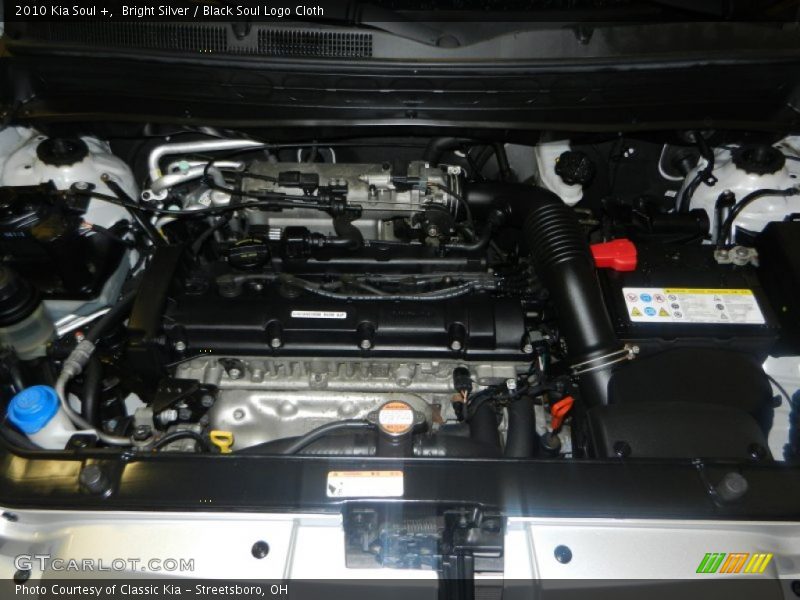 Bright Silver / Black Soul Logo Cloth 2010 Kia Soul +