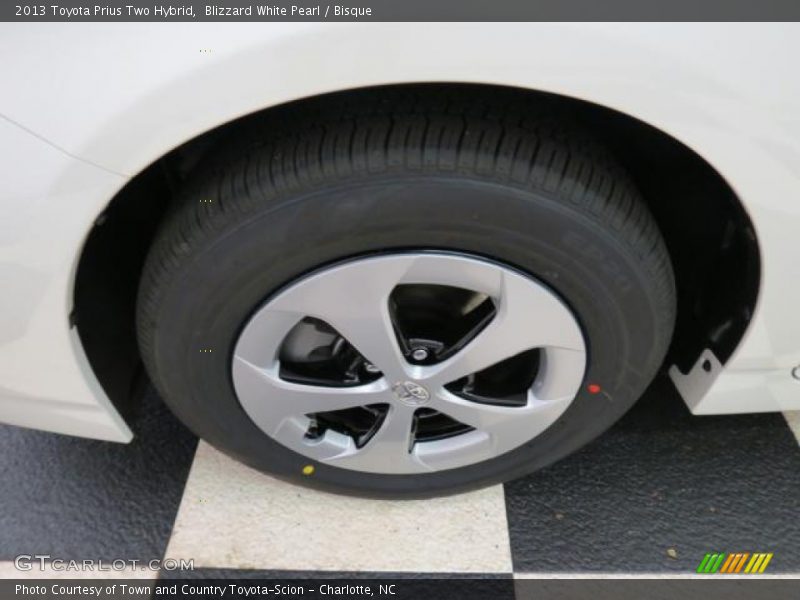 Blizzard White Pearl / Bisque 2013 Toyota Prius Two Hybrid