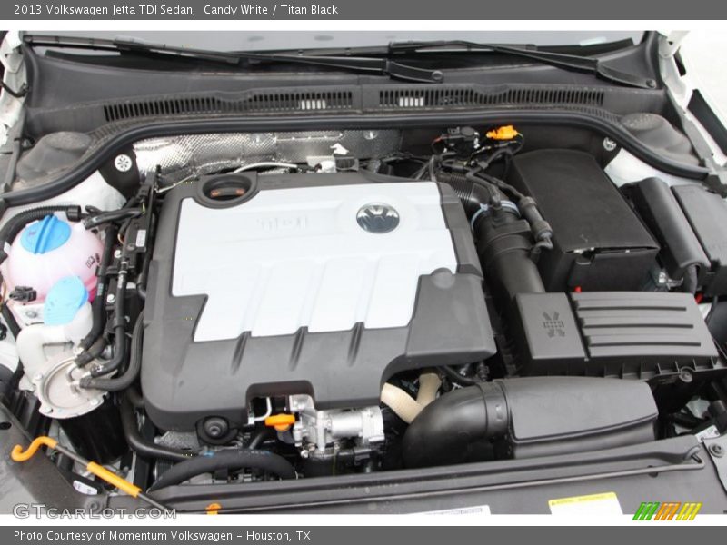 Candy White / Titan Black 2013 Volkswagen Jetta TDI Sedan