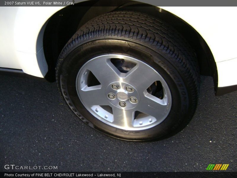 Polar White / Gray 2007 Saturn VUE V6