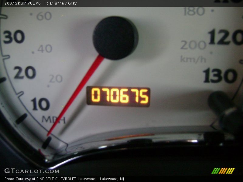 Polar White / Gray 2007 Saturn VUE V6