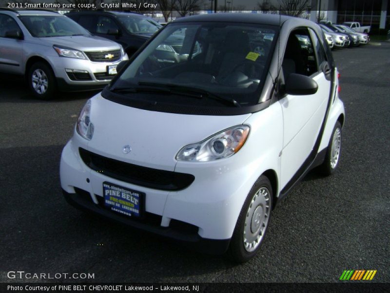 Crystal White / Gray 2011 Smart fortwo pure coupe