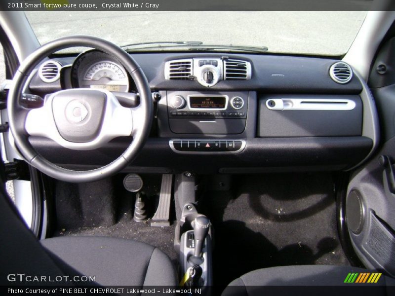 Crystal White / Gray 2011 Smart fortwo pure coupe