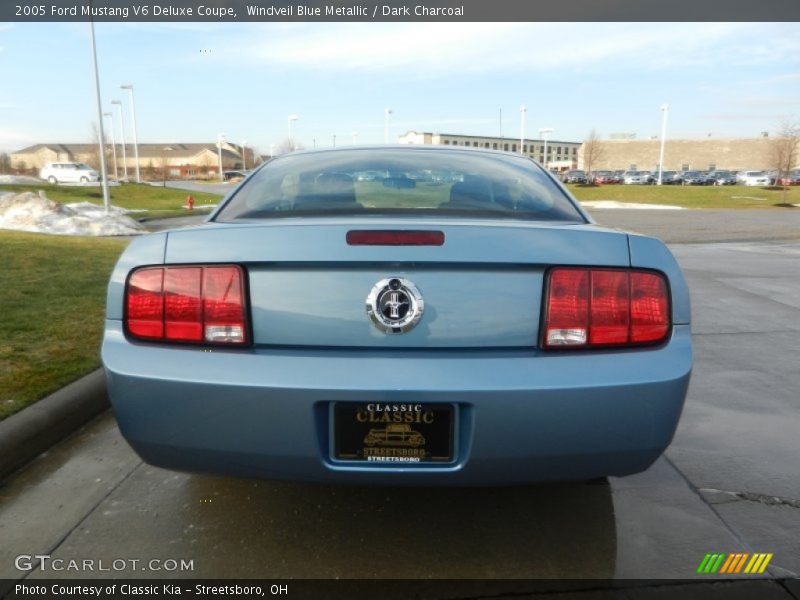 Windveil Blue Metallic / Dark Charcoal 2005 Ford Mustang V6 Deluxe Coupe