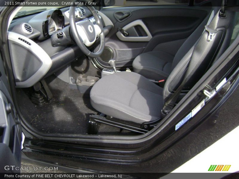 Crystal White / Gray 2011 Smart fortwo pure coupe