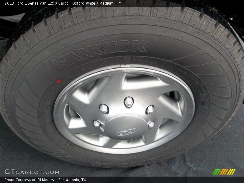 Oxford White / Medium Flint 2013 Ford E Series Van E250 Cargo